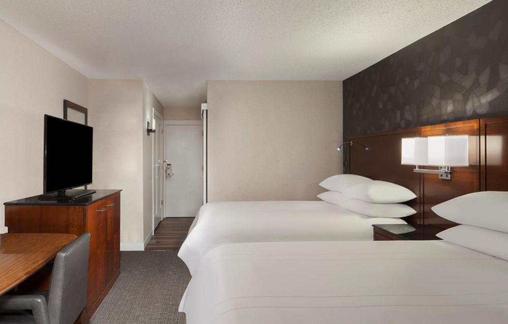 Double Room with Two Double Beds interior